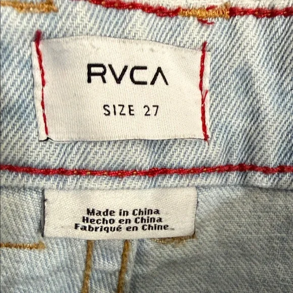 RVCA Vintage Wash Mom Jeans | Everyday Cool - Picture 3 of 5